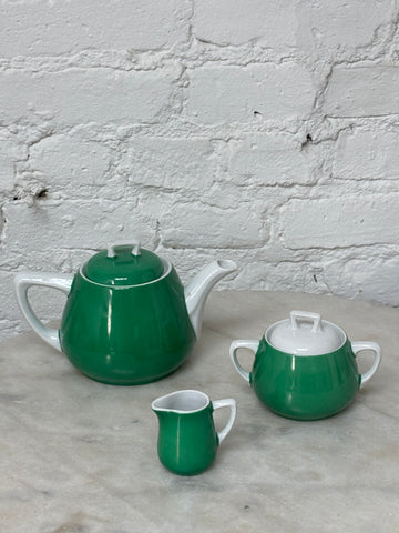 green + white tea set