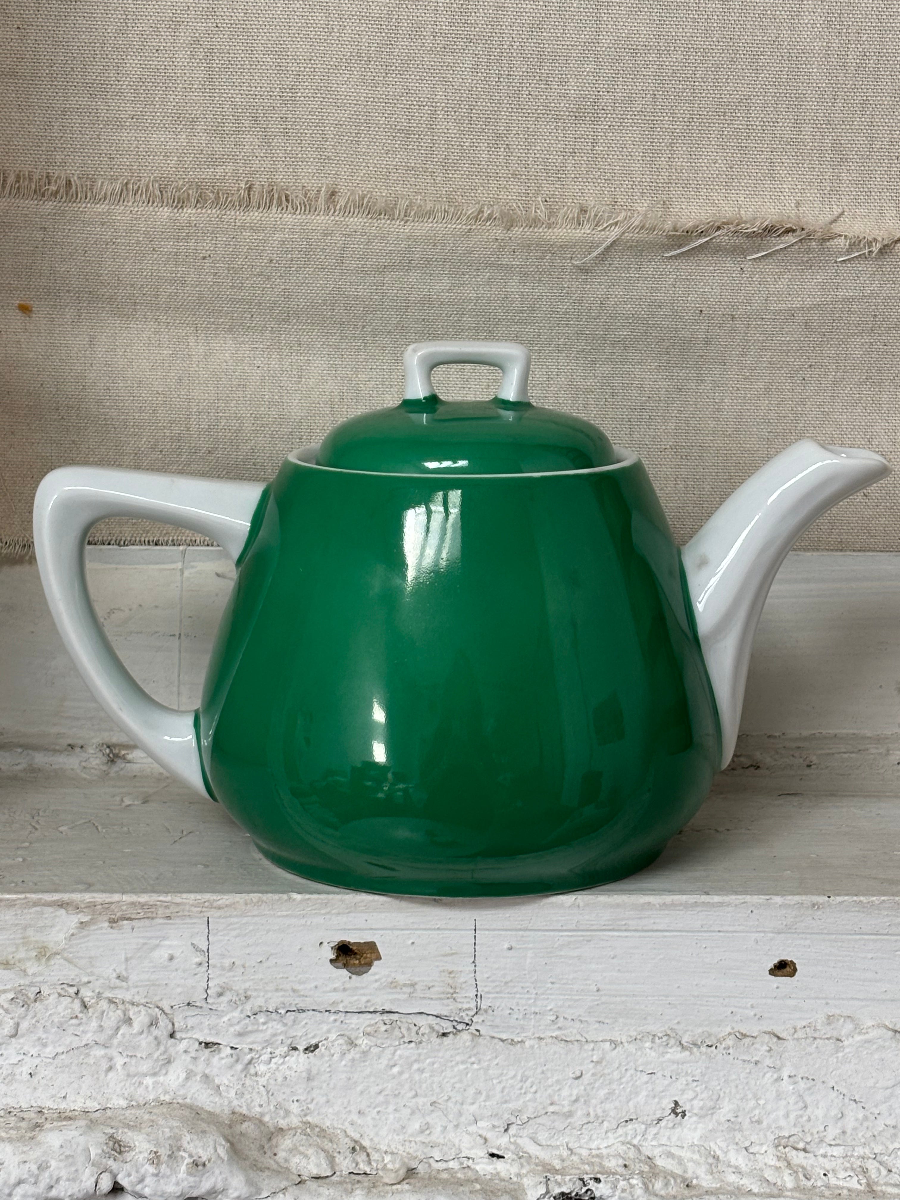 green + white tea set