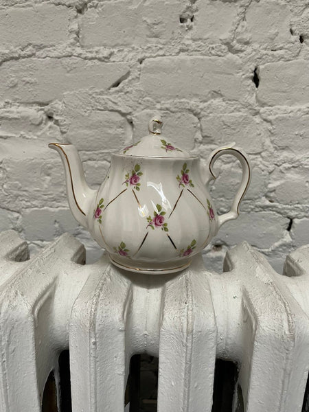 English Rose Tea Pot